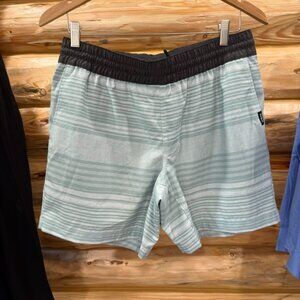 prAna - The Slope Shorts - Men's 7" Inseam - Aloe